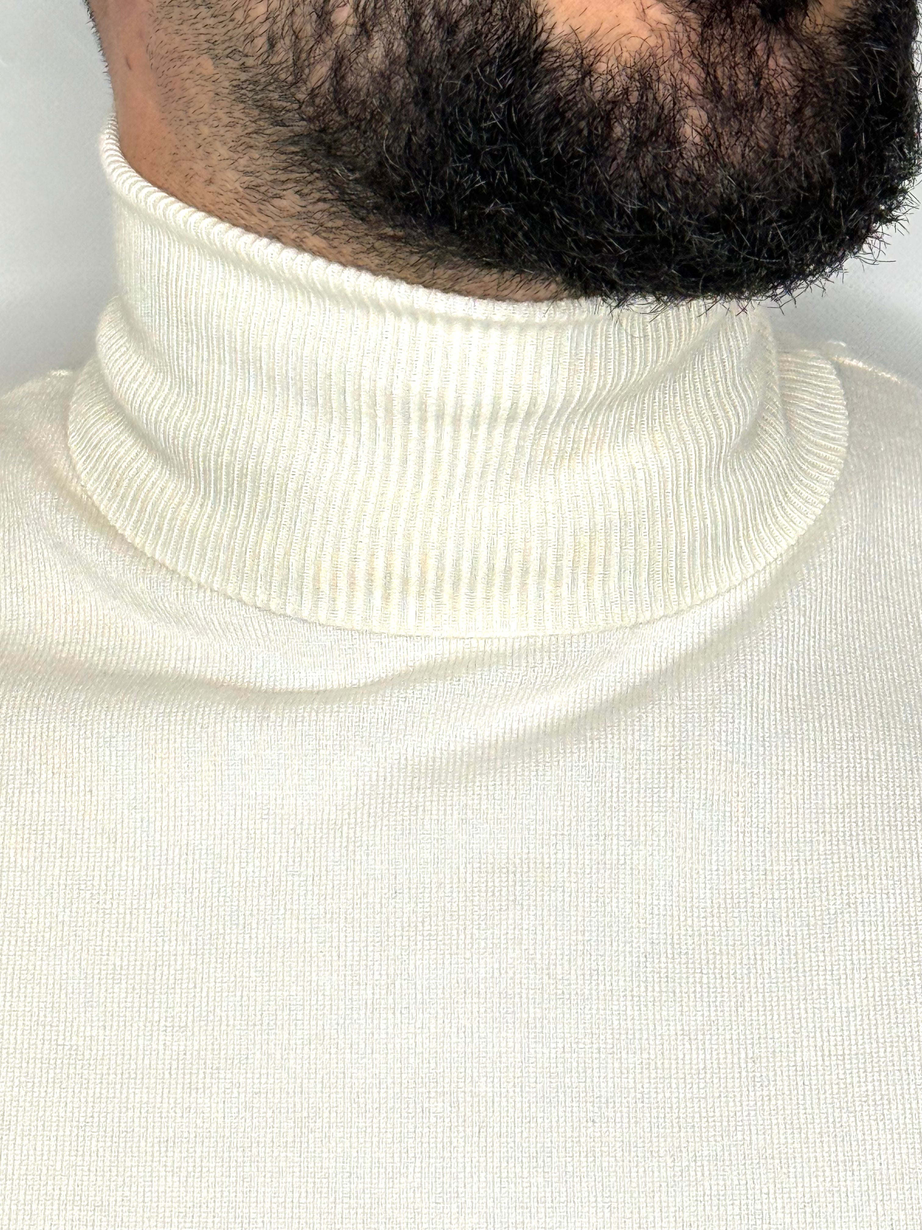 Maglione Collo Alto Panna