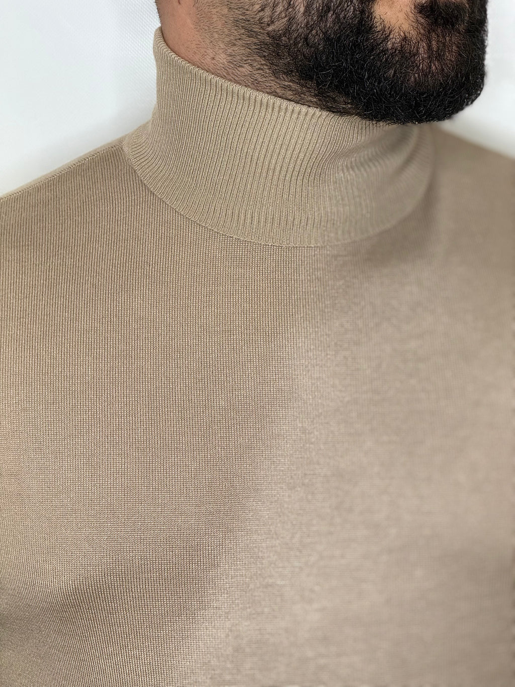 Maglione Collo Alto Beige