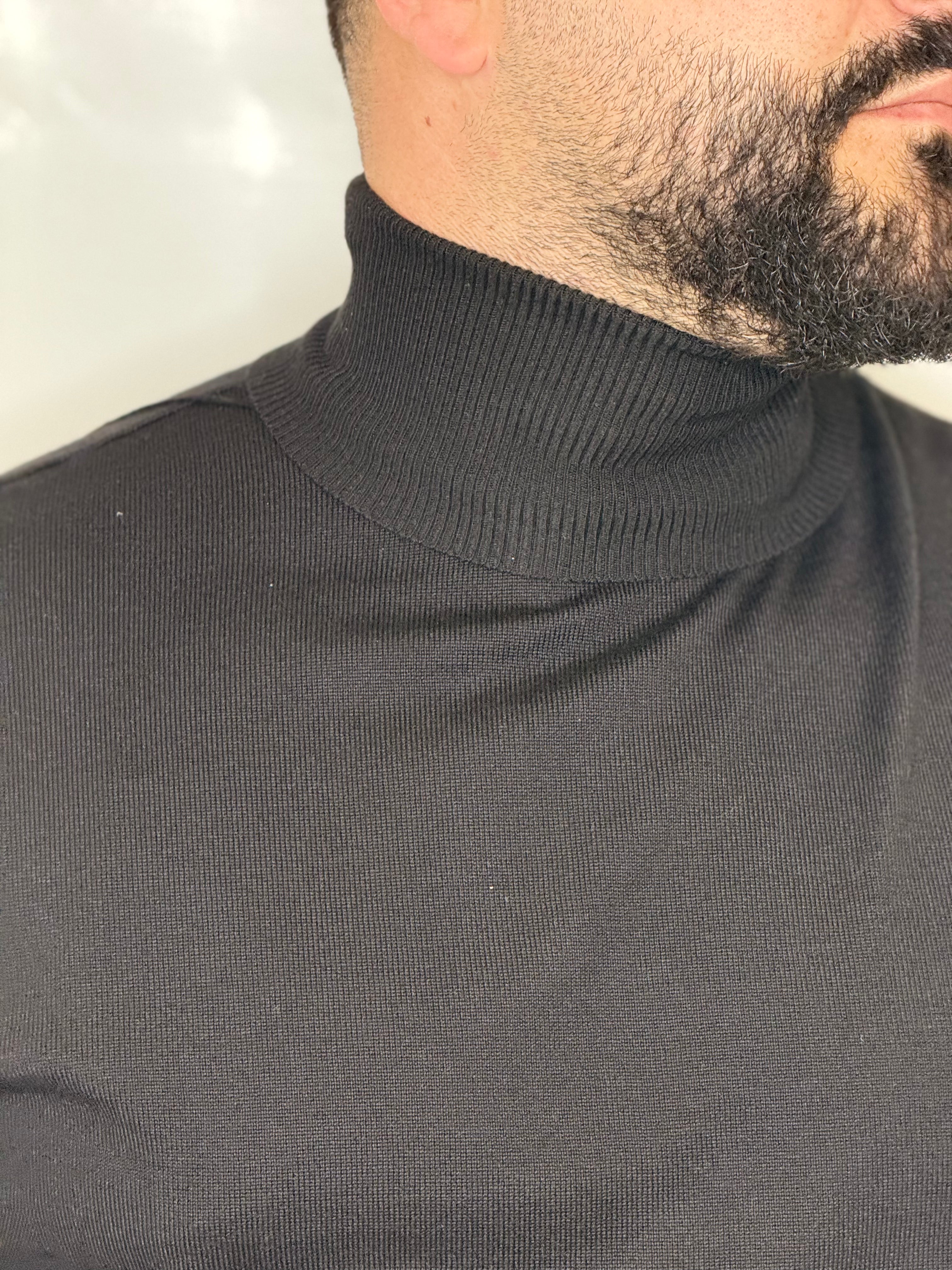 Maglione Collo Alto Nero