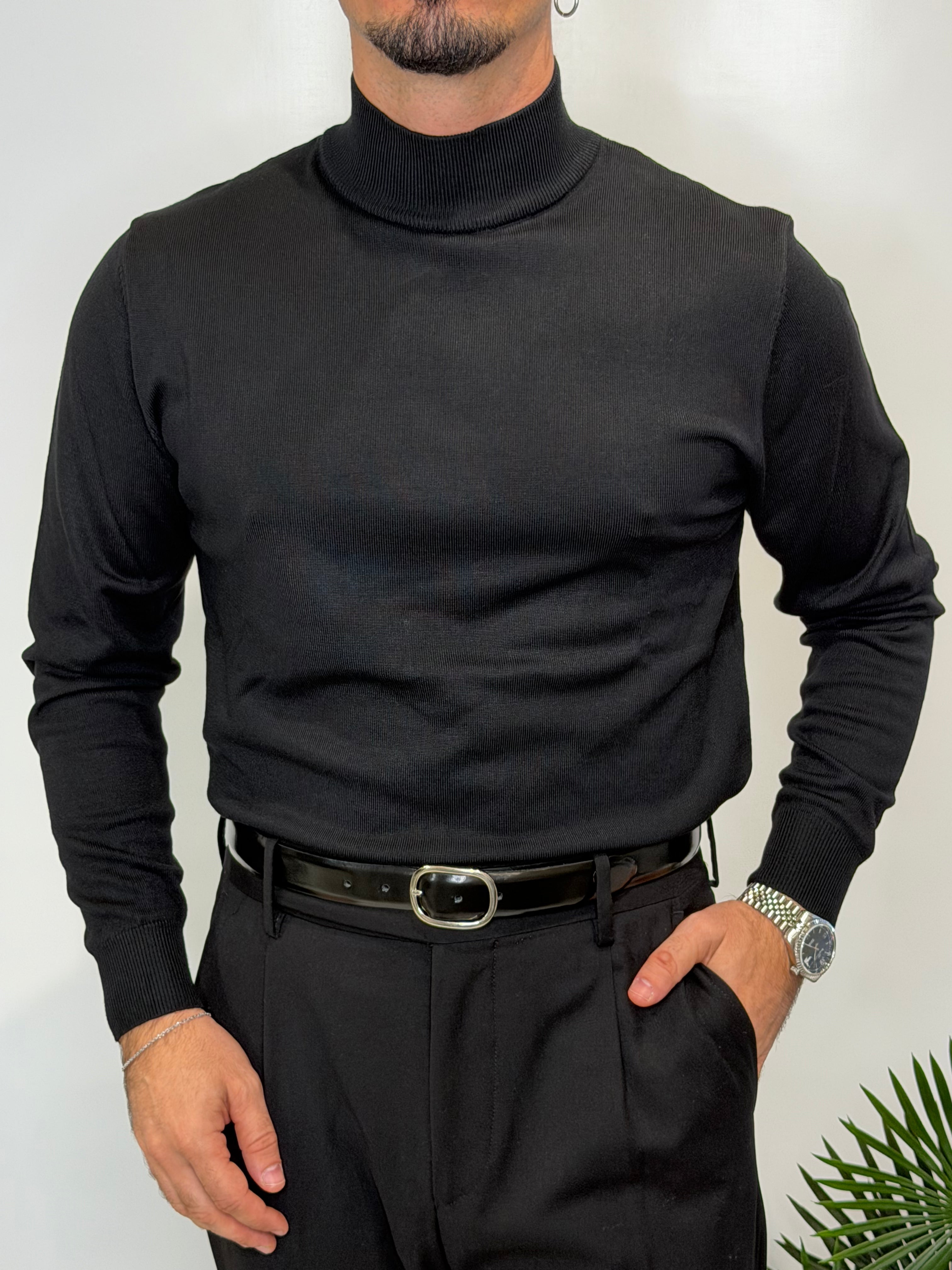 Maglione Mezzo Collo Nero