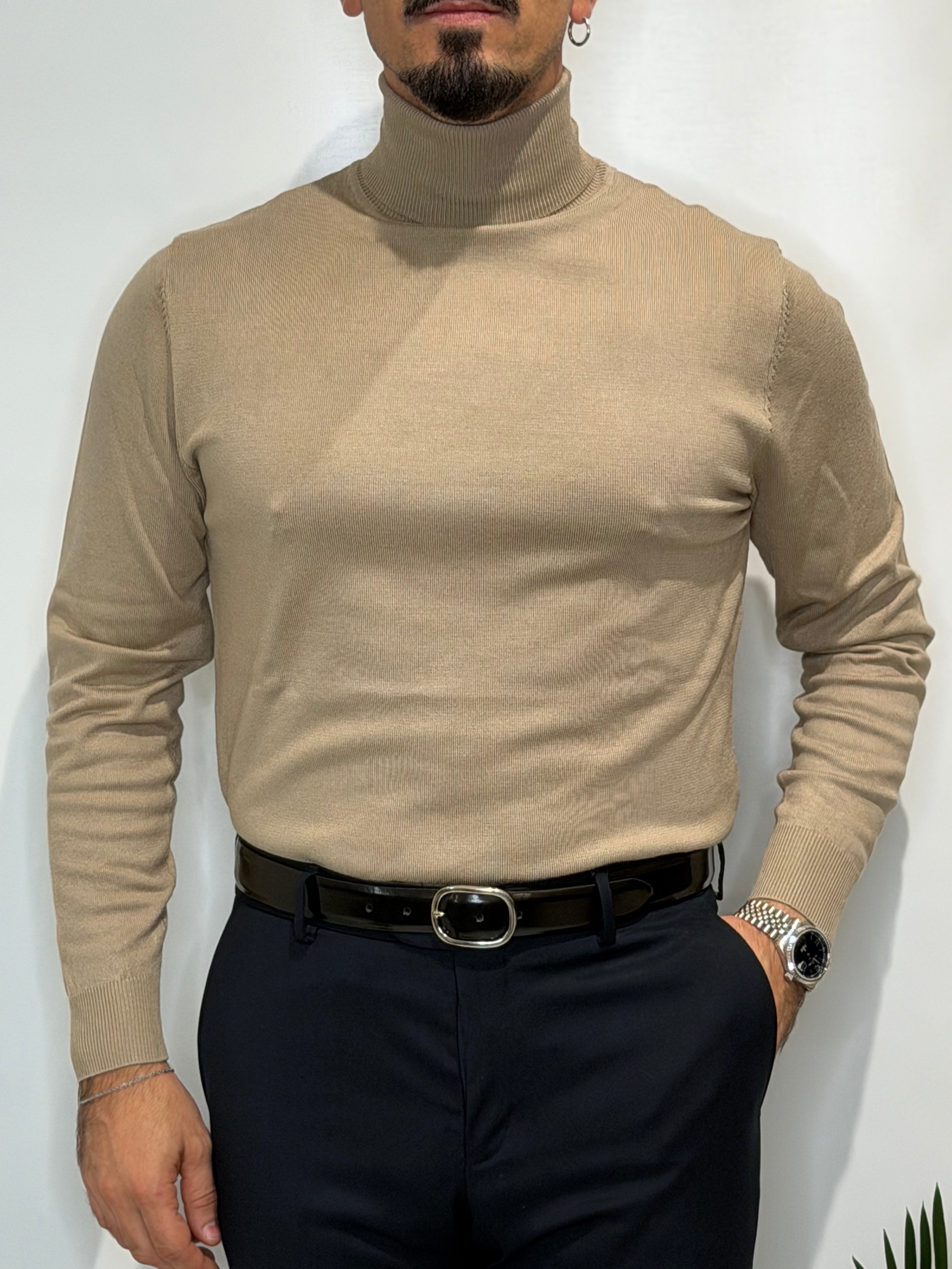 Maglione Collo Alto Beige