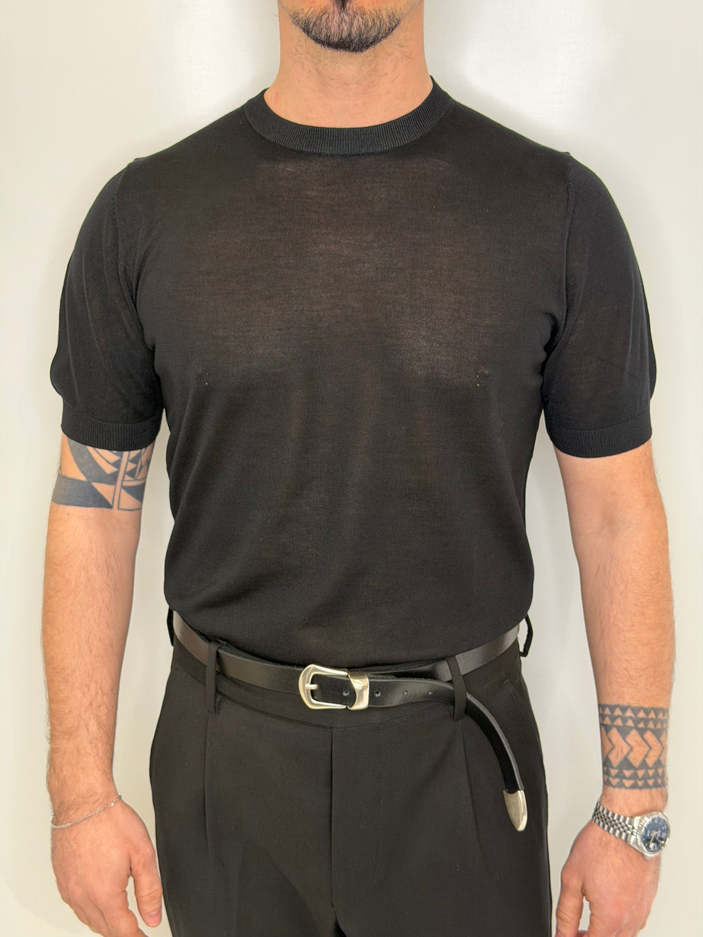 Maglia Girocollo in Filo Nera